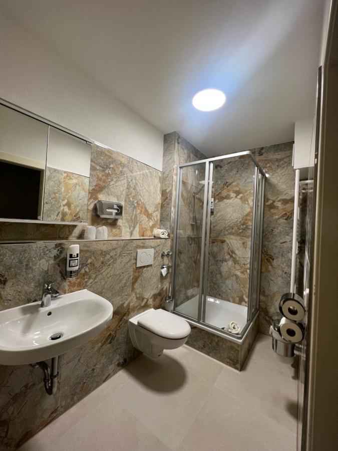 M&M Hotel - Seevetal Eksteriør bilde